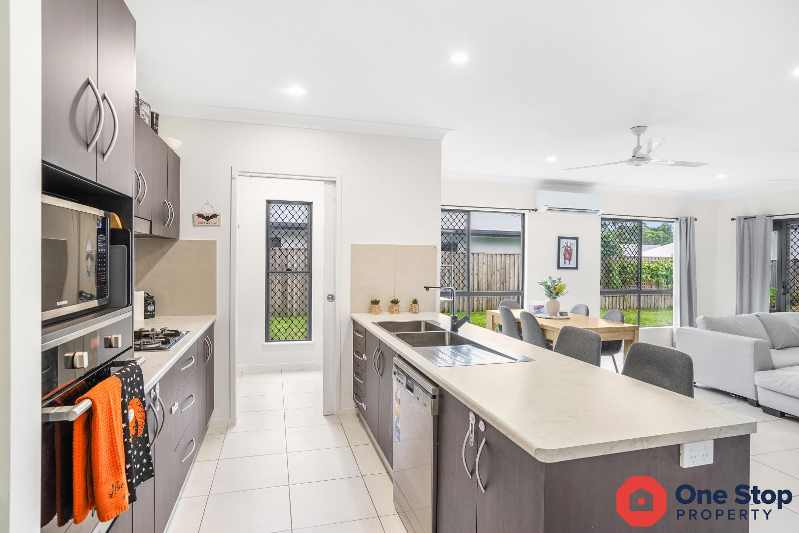 12 Highfield Circuit, Bentley Park QLD 4869, Image 2