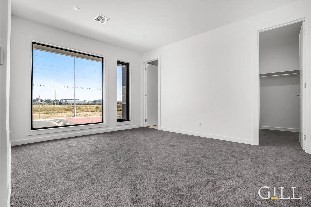 Additional image 13 of 43 Villa Doria Drive, Clyde North VIC 3978