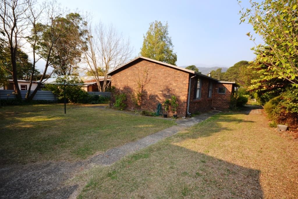 4 Fairway Avenue, Mount Beauty VIC 3699, Image 1