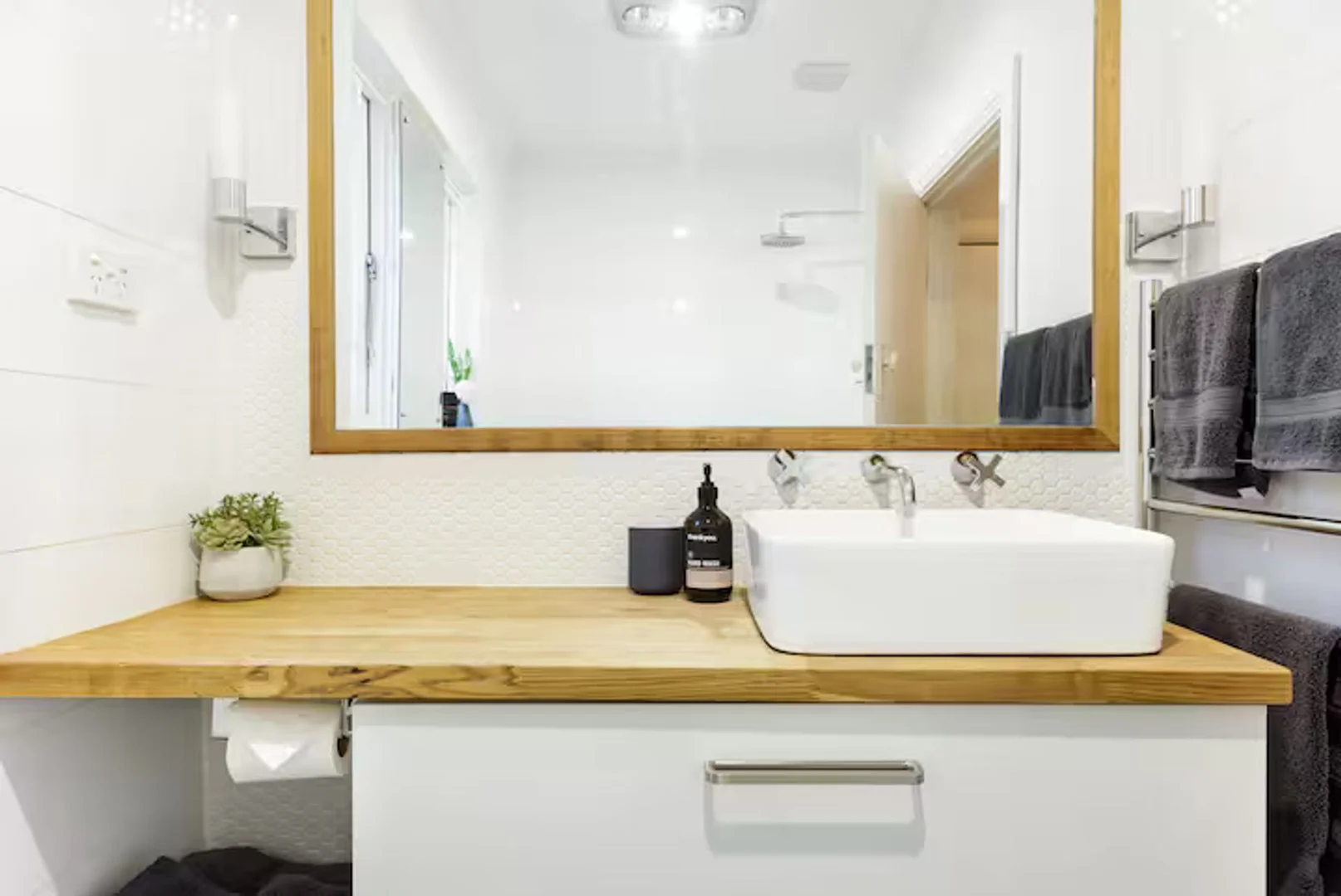 Additional image 23 of 2/5 Foster Street, St Kilda VIC 3182