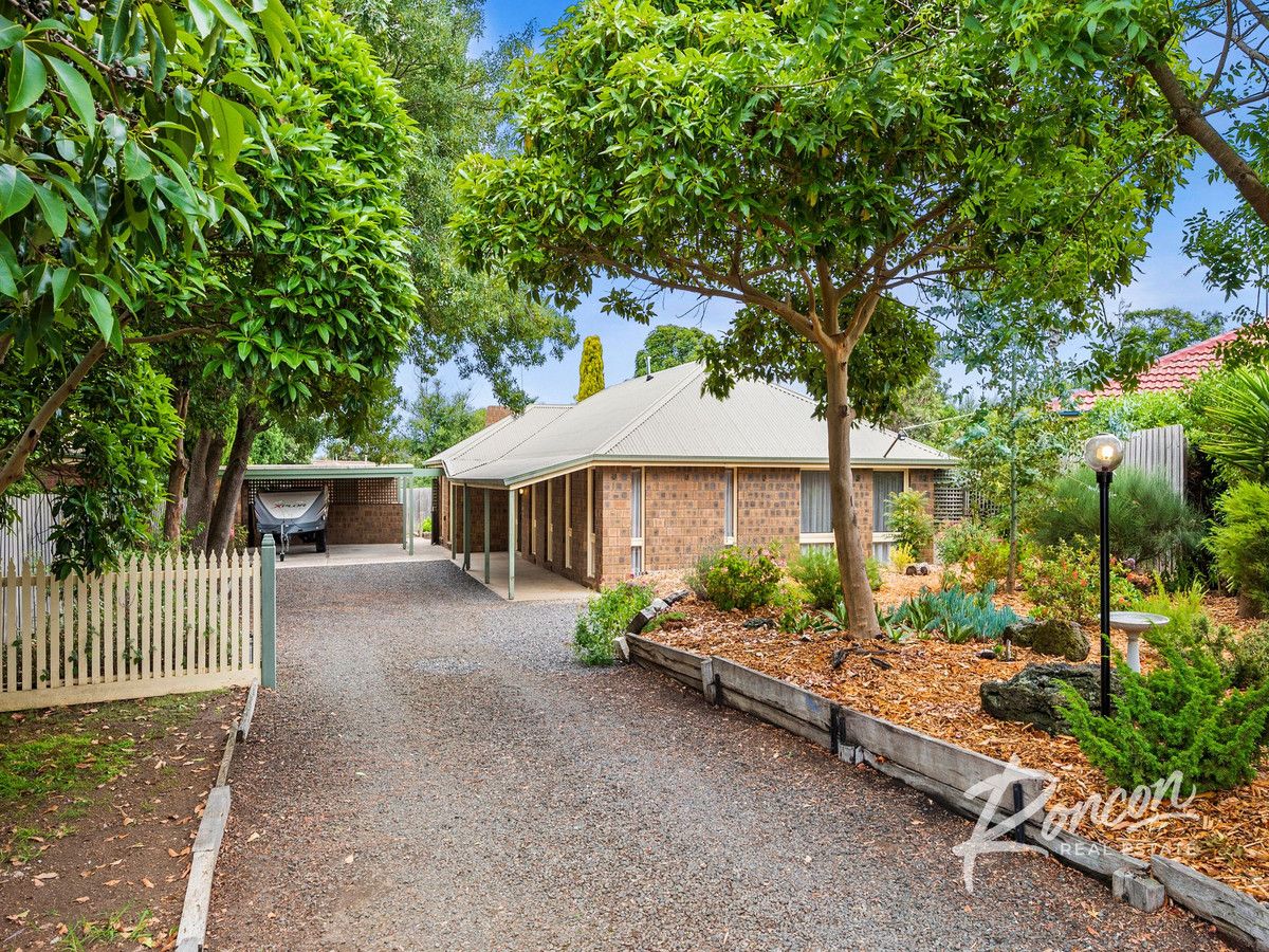 6 Niblett Court, Grovedale VIC 3216, Image 1