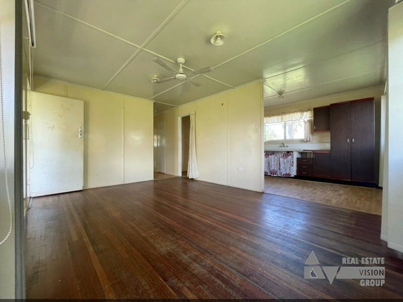 51 Fay Street, Blackwater QLD 4717, Image 2