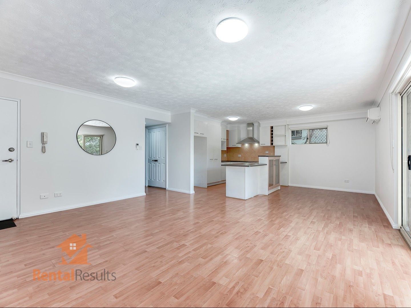 2 bedrooms Apartment / Unit / Flat in 5/4 Bonney Ave CLAYFIELD QLD, 4011