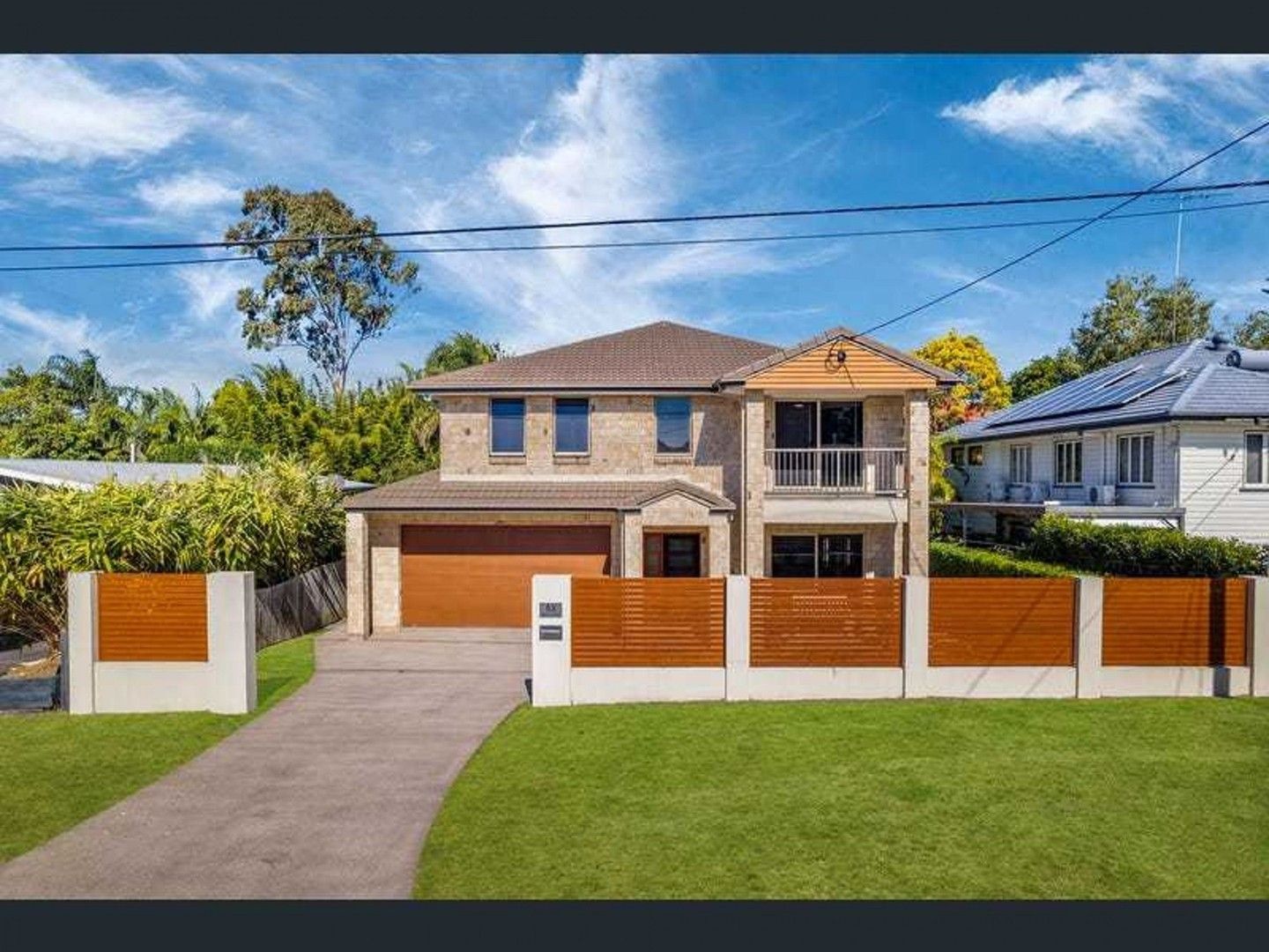 5 bedrooms House in 53 Wanda Road UPPER MOUNT GRAVATT QLD, 4122