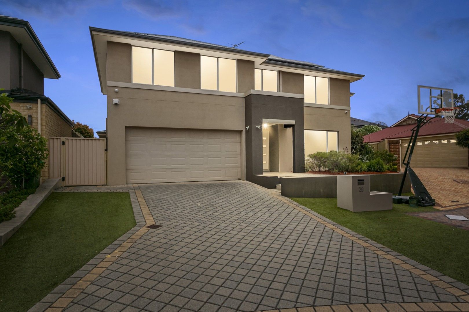 Sold 29 Moonlight Cove, Brentwood WA 6153 on 06 Dec 2023 - 2018805990 ...