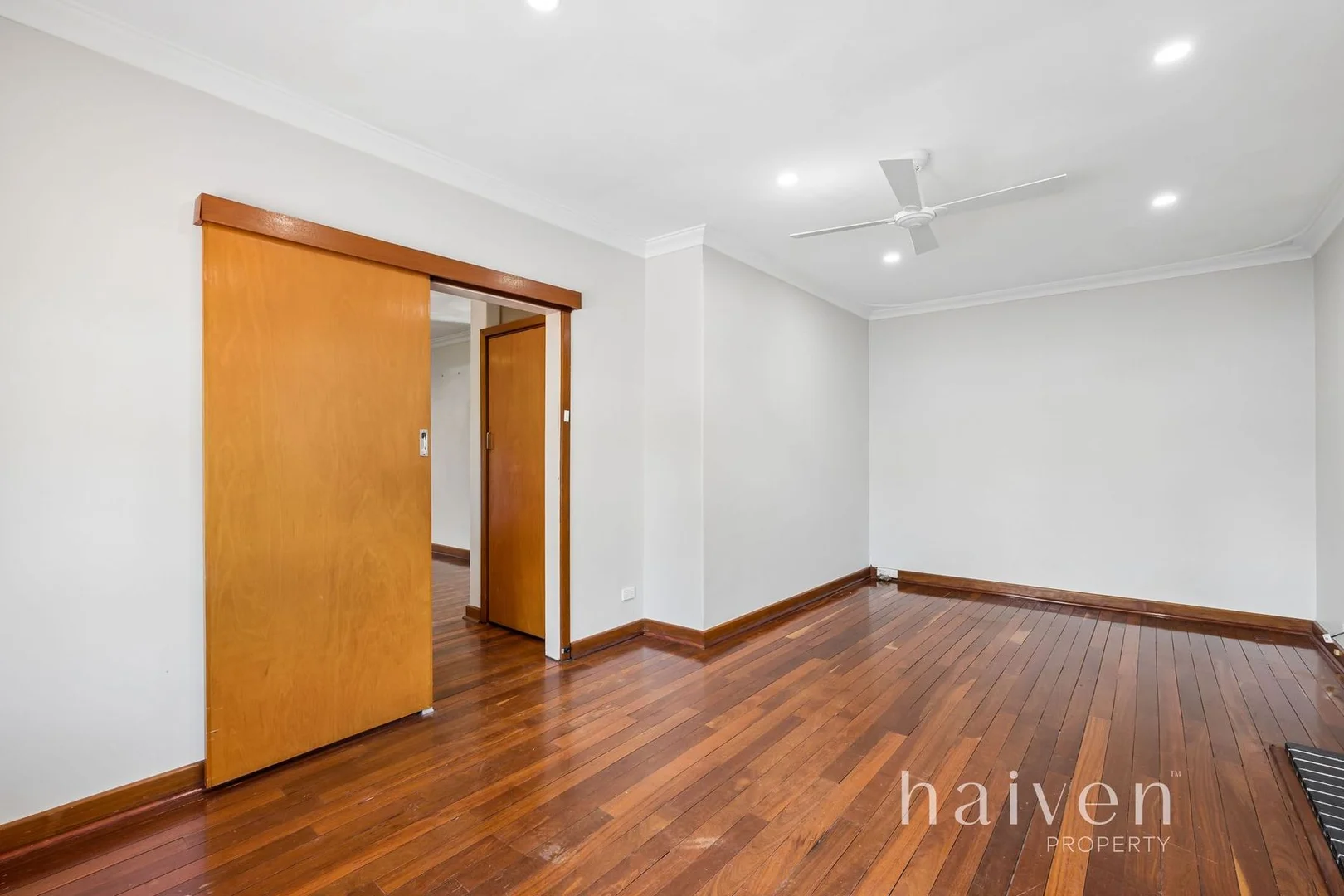 Additional image 13 of 3/25 WOODLOES STREET, Cannington WA 6107