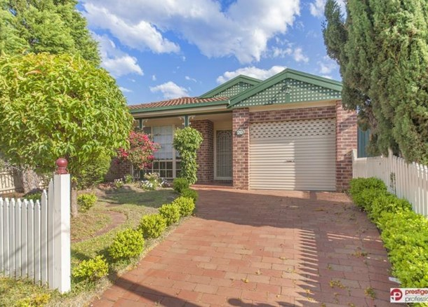 20 Kanangra Court, Wattle Grove NSW 2173