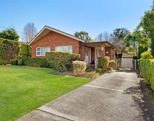 1 Dora Crescent, Dundas NSW 2117