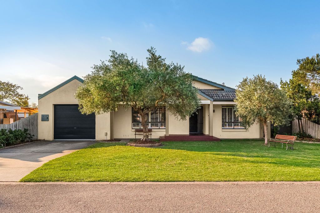 10 Carlton Court, Rye VIC 3941, Image 1