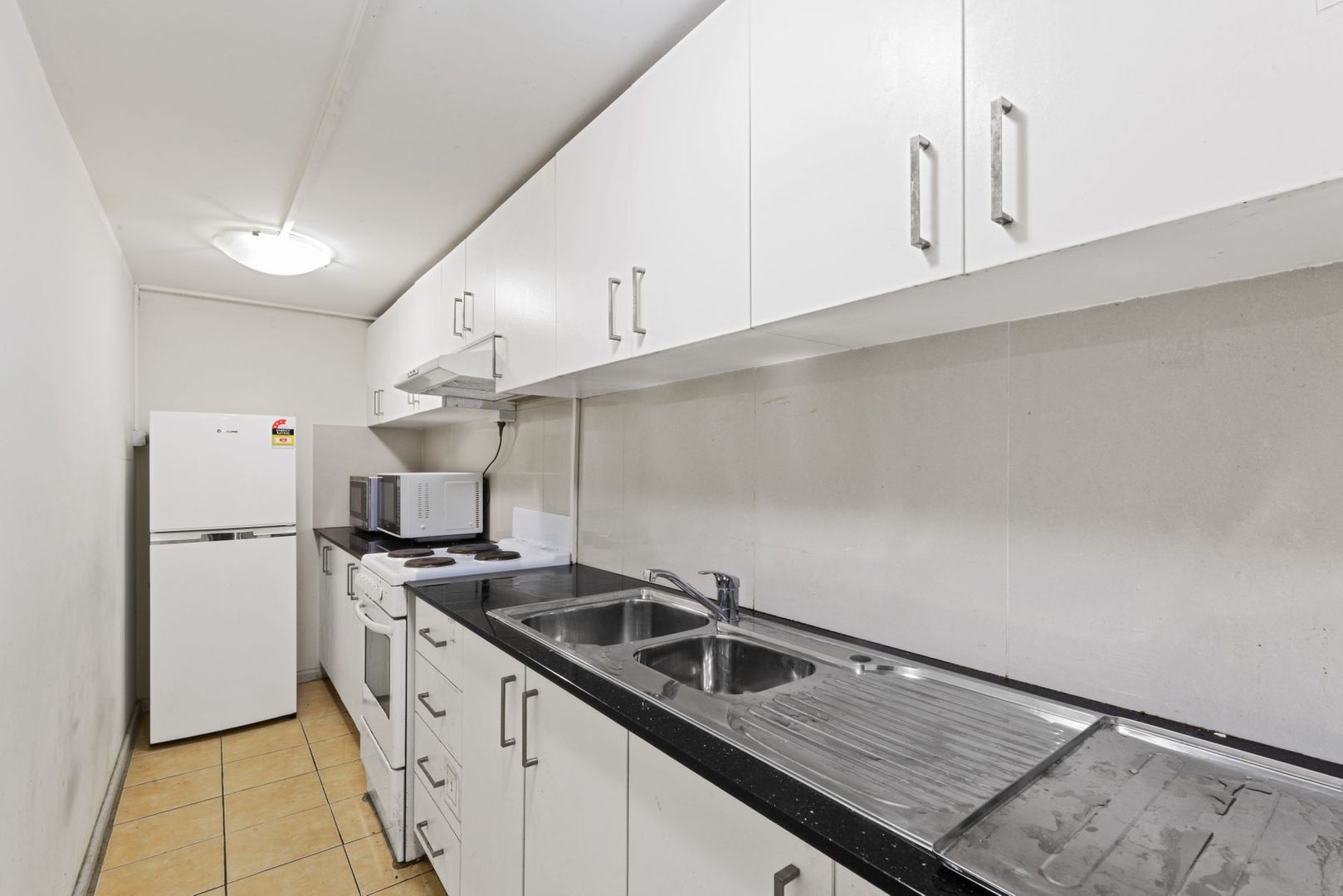 32 17 Macmahon Street Hurstville Nsw 2220 Studio For Rent 225 Domain