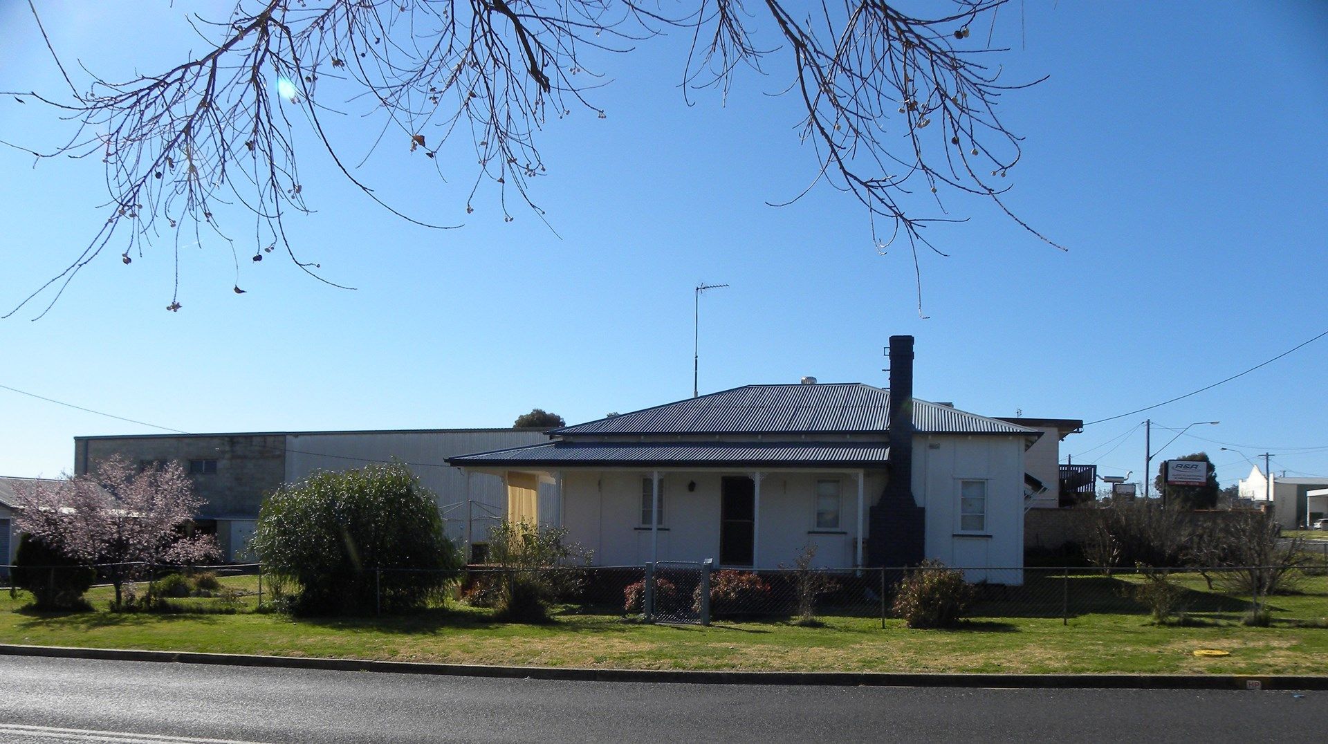 8 Belmore Street, Cowra NSW 2794, Image 1