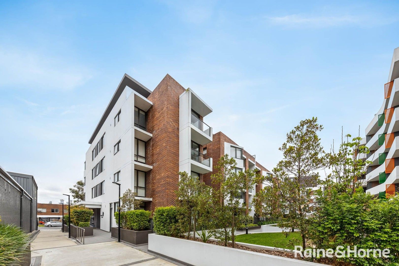 3 bedrooms Apartment / Unit / Flat in 301/16 Pemberton St BOTANY NSW, 2019