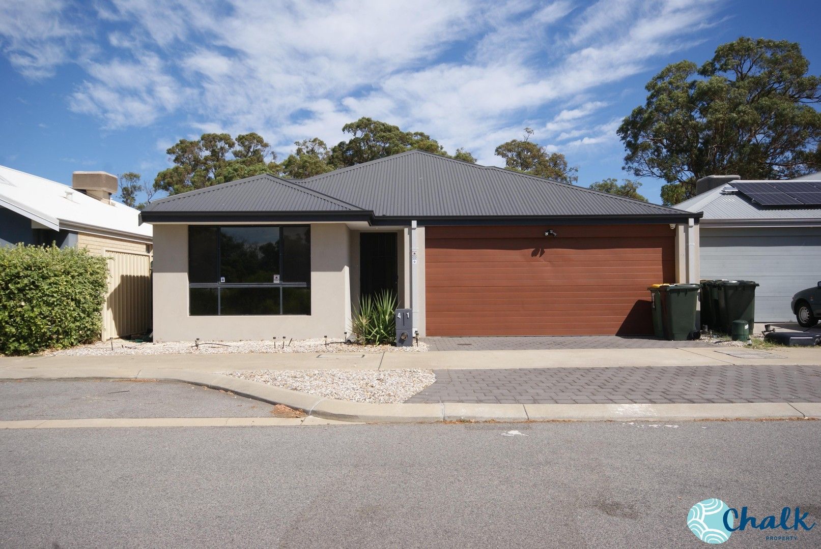 3 bedrooms House in 41 Warburton Trail LAKELANDS WA, 6180