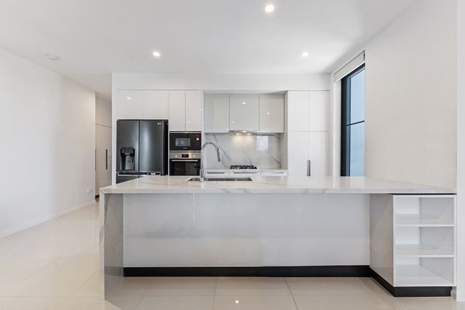 255/59 Marine Parade Redcliffe 4020 - Image 3