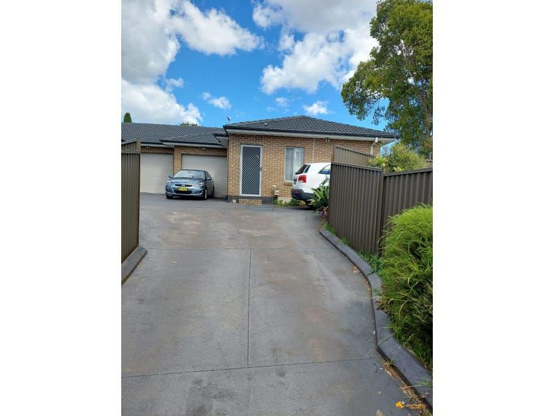 4 bedrooms House in 85C Chelmsford Road SOUTH WENTWORTHVILLE NSW, 2145