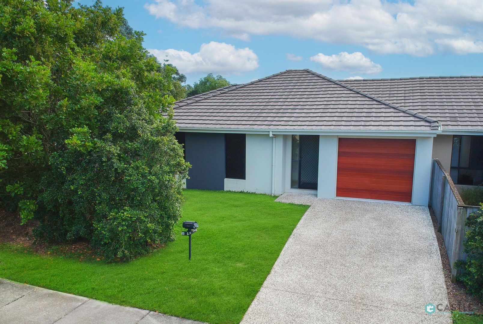 3 bedrooms Duplex in 1/2 Hawkesbury Avenue PACIFIC PINES QLD, 4211