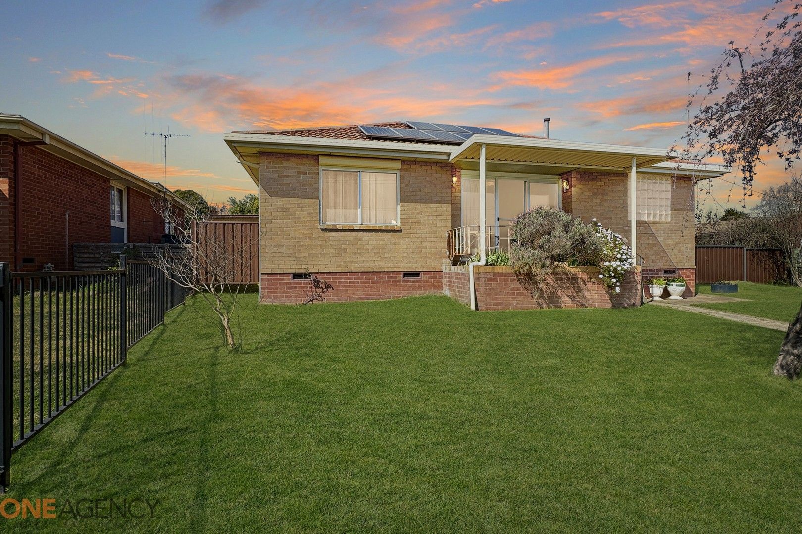 3 bedrooms House in 76 Adina Crescent ORANGE NSW, 2800