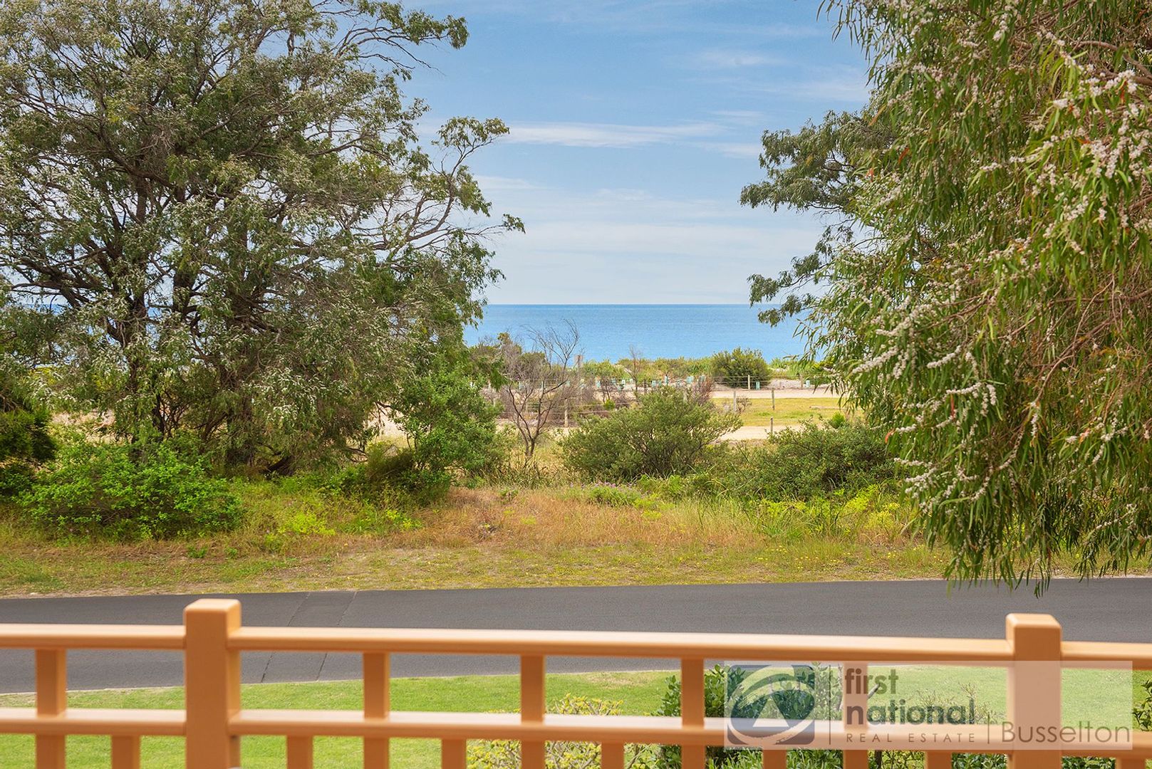 2/542 Geographe Bay Road, Abbey WA 6280, Image 1