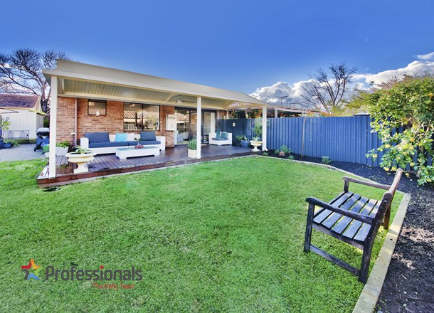 6/8 Roscorla Avenue, Yokine WA 6060