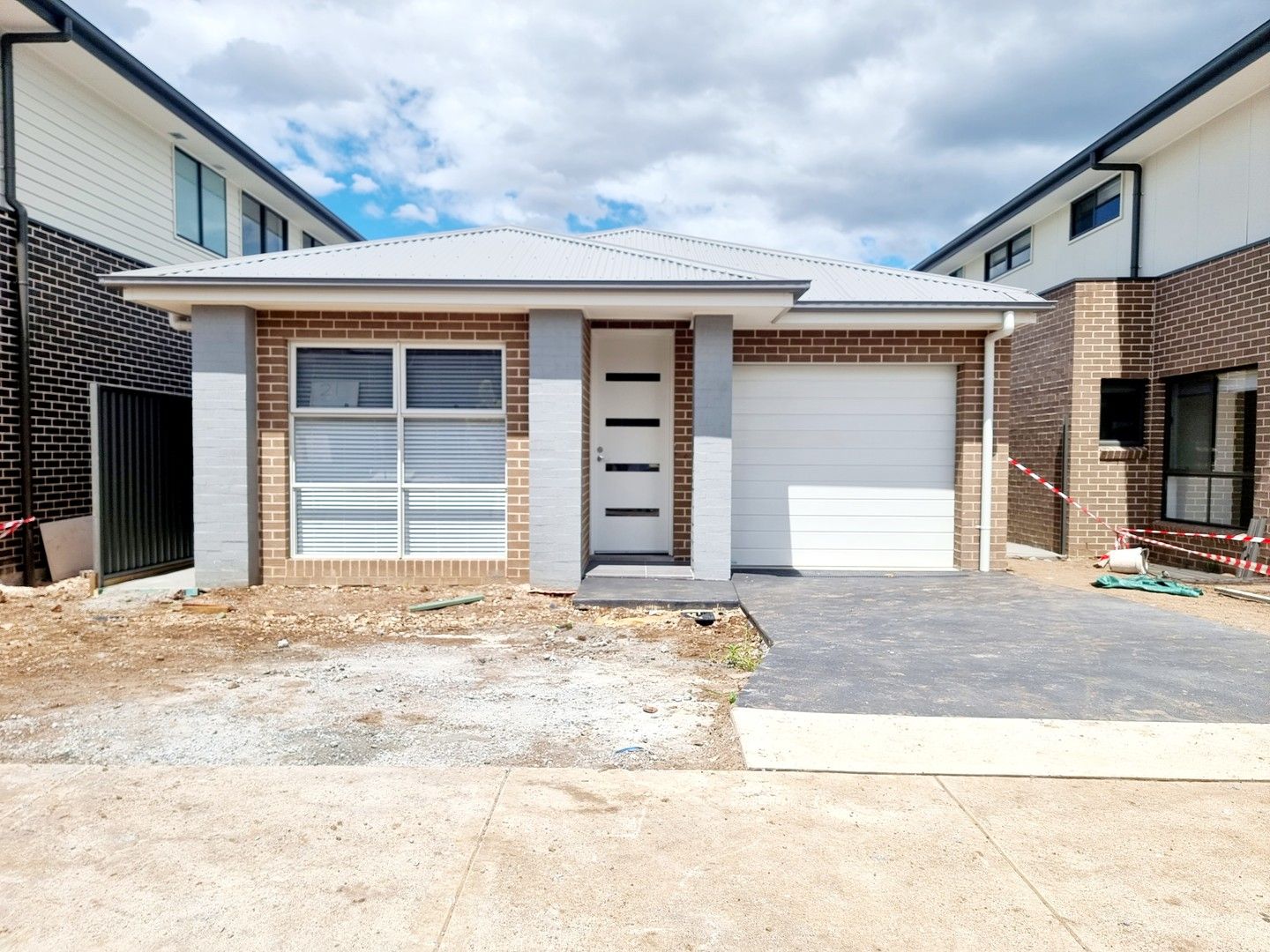 4 bedrooms House in 21 Barabung Street AUSTRAL NSW, 2179