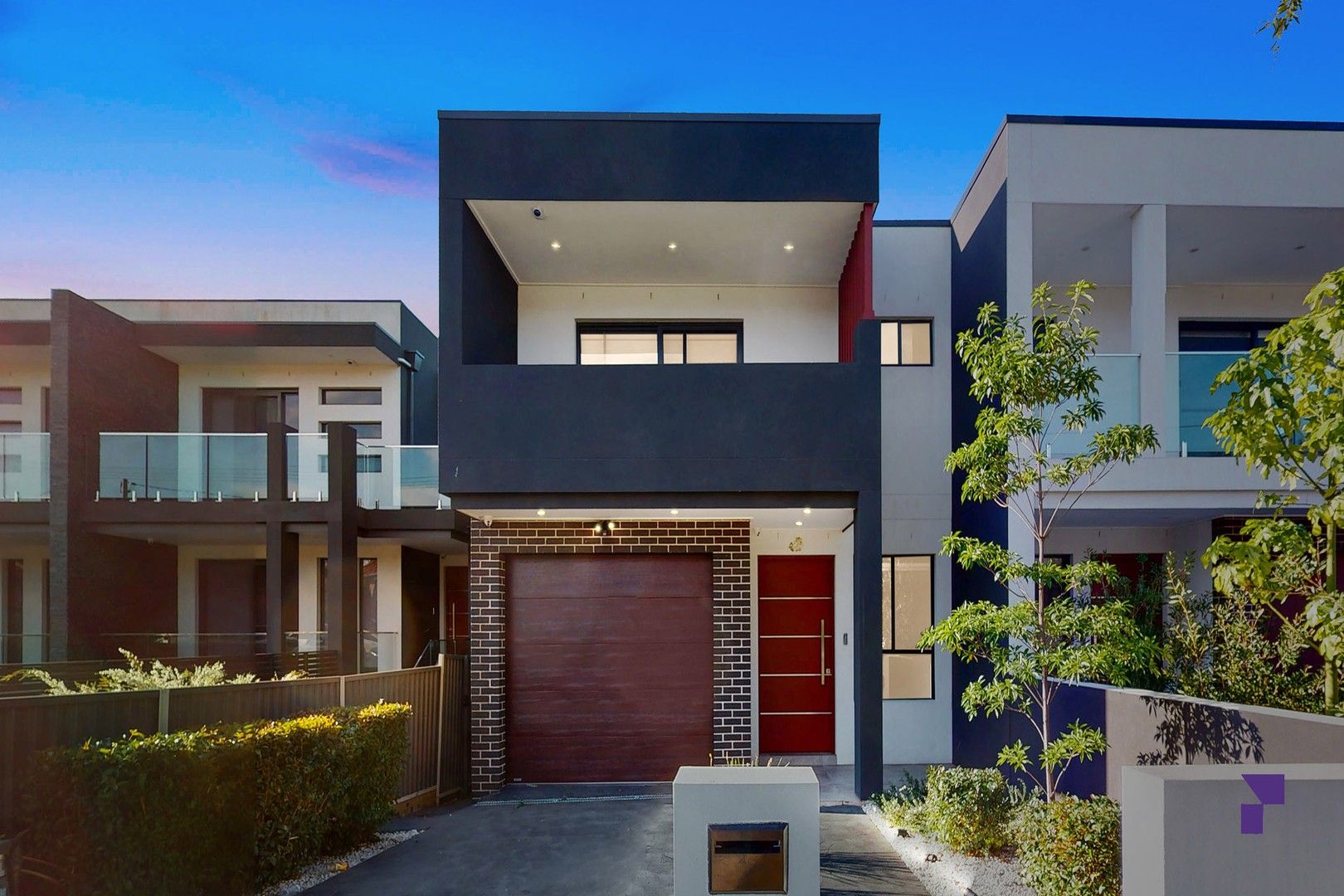 4 bedrooms Semi-Detached in 41 Lauma Avenue GREENACRE NSW, 2190