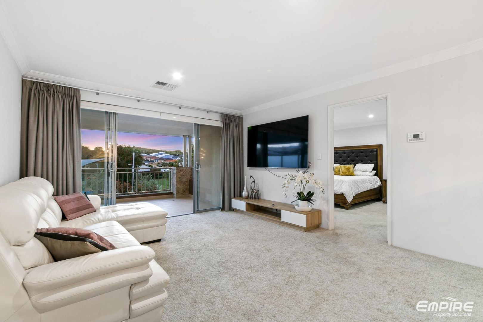 6 Mavica Lane, Coogee WA 6166, Image 2