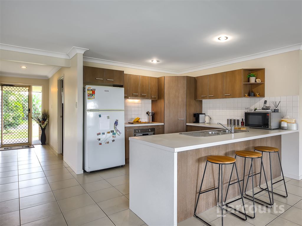 7 Rivulet Place, Bellmere QLD 4510, Image 2