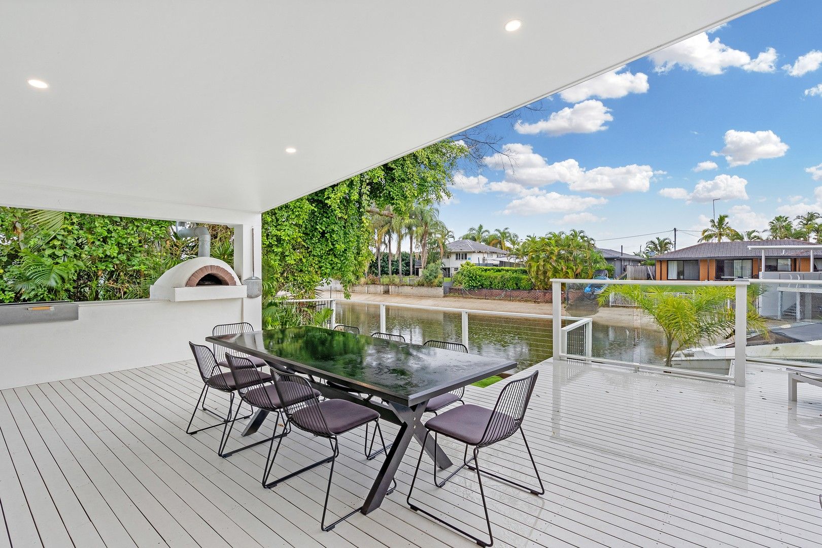 4 bedrooms House in 2 San Michele Court BROADBEACH WATERS QLD, 4218