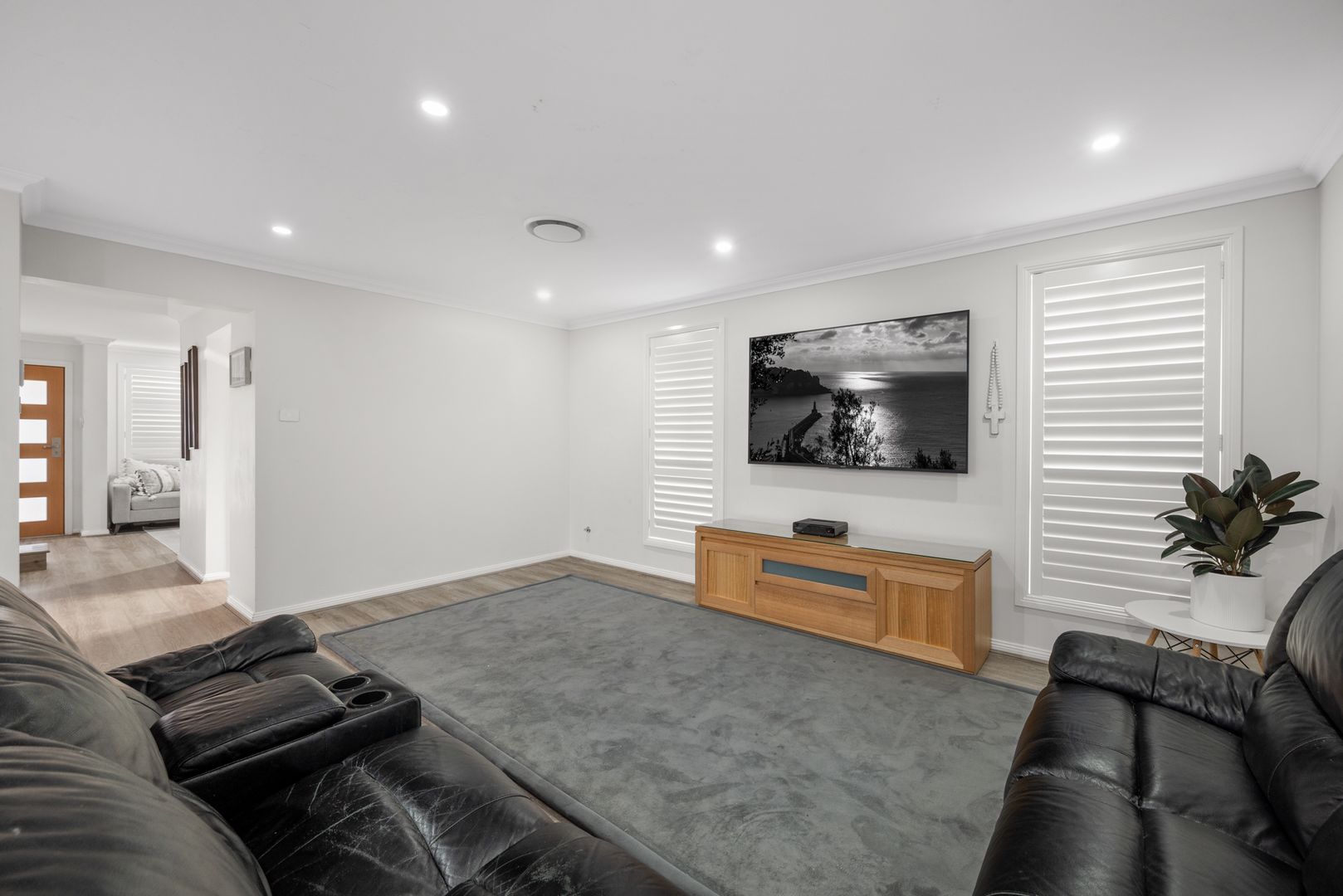 36 Rochford Road, Gledswood Hills NSW 2557, Image 2