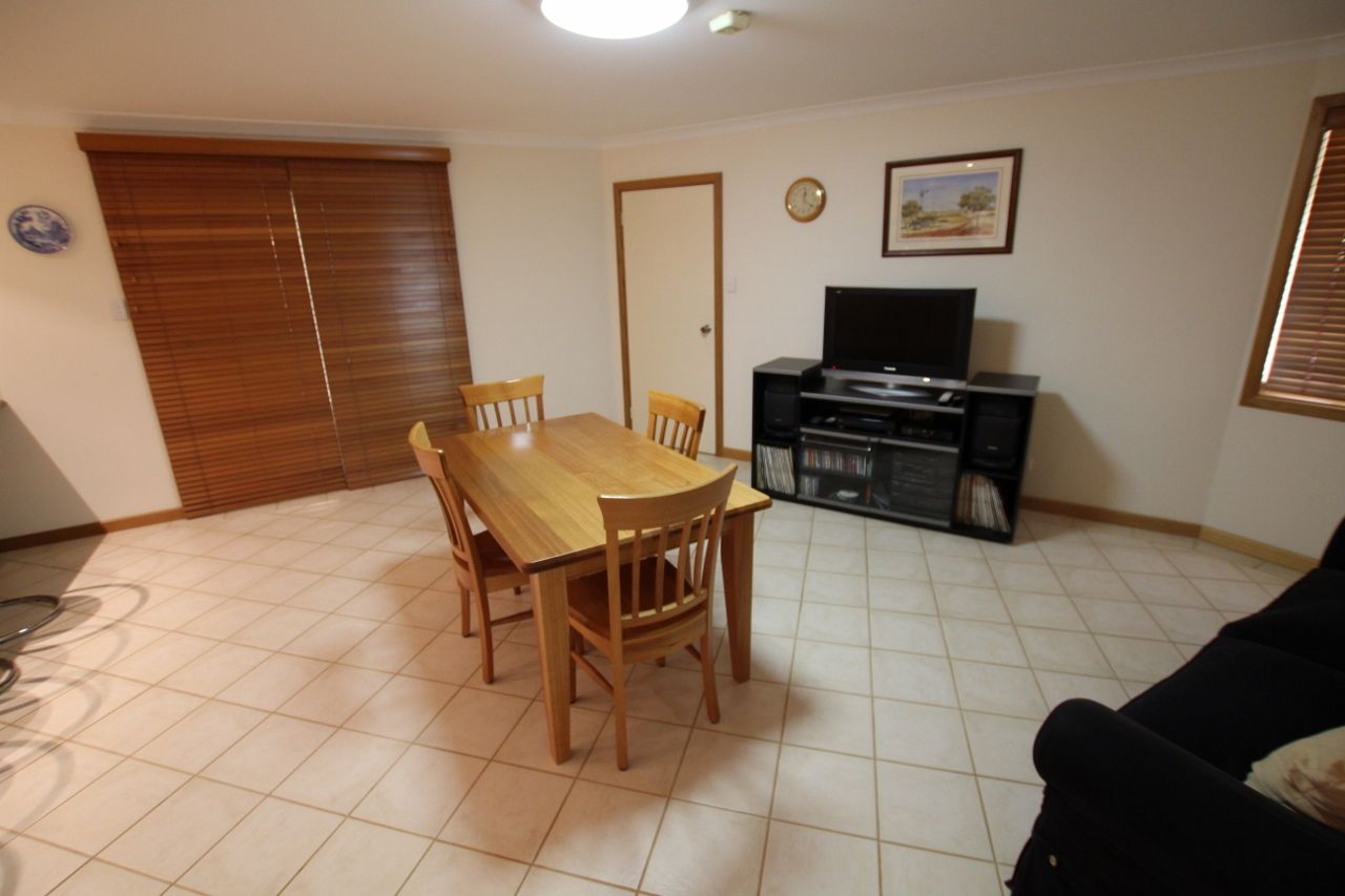 61 Jones St, Kondinin WA 6367, Image 2