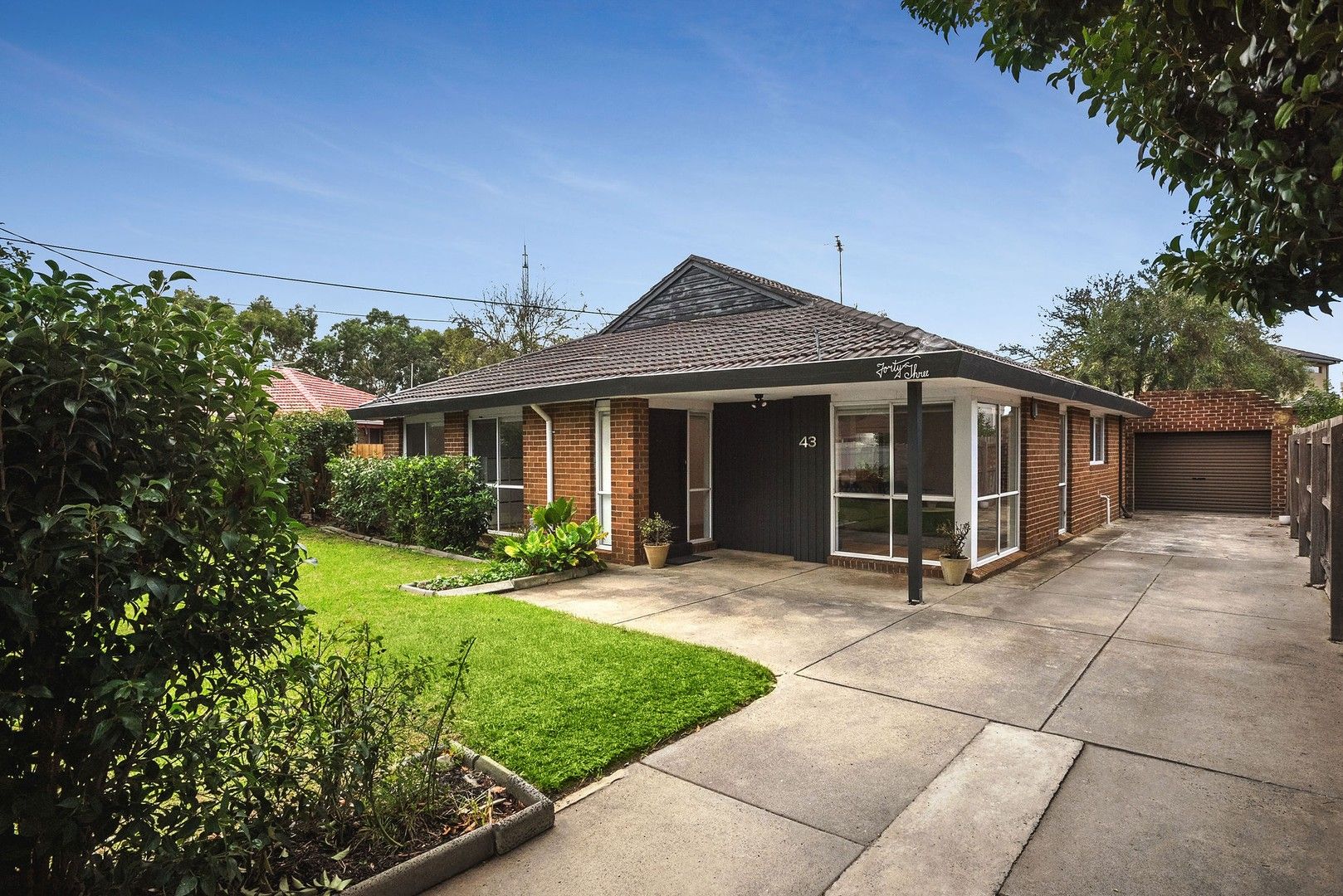 3 bedrooms House in 43 Ester Crescent CLAYTON SOUTH VIC, 3169