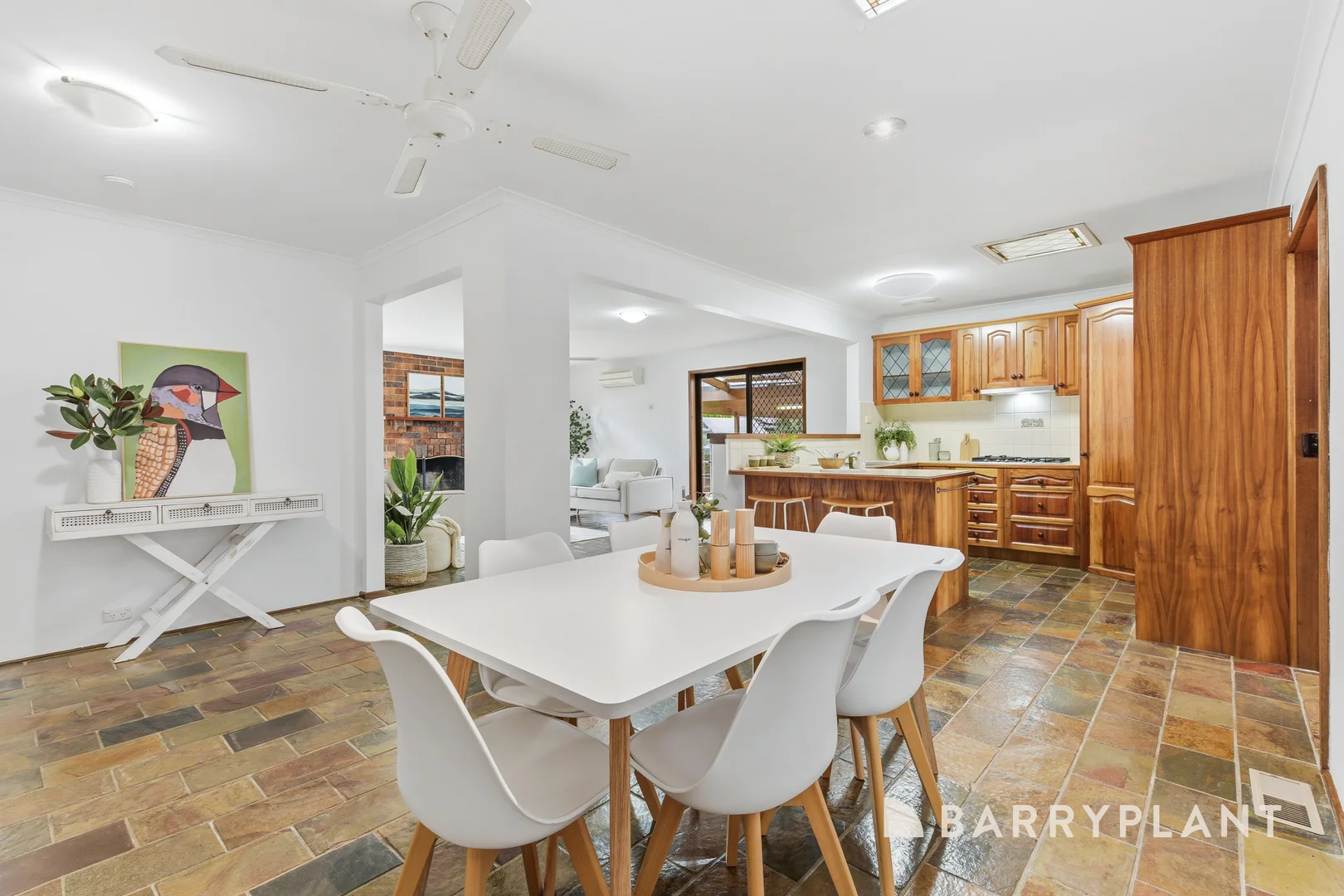 Additional image 5 of 10 Aisbett Avenue, Wantirna South VIC 3152