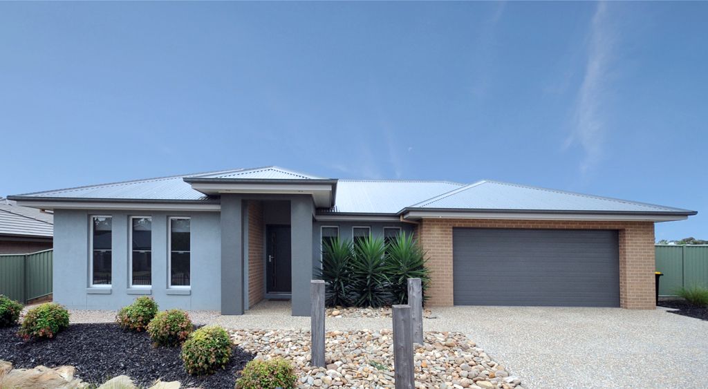 15 McConnell Drive, Junortoun VIC 3551, Image 0