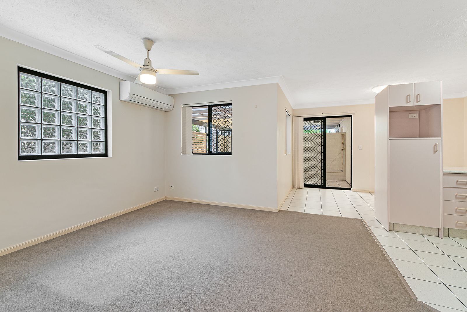 4/75 Clarence Road, Indooroopilly QLD 4068, Image 2