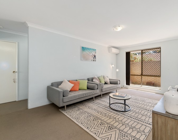 14/15 Honeysuckle Close, Ballajura WA 6066