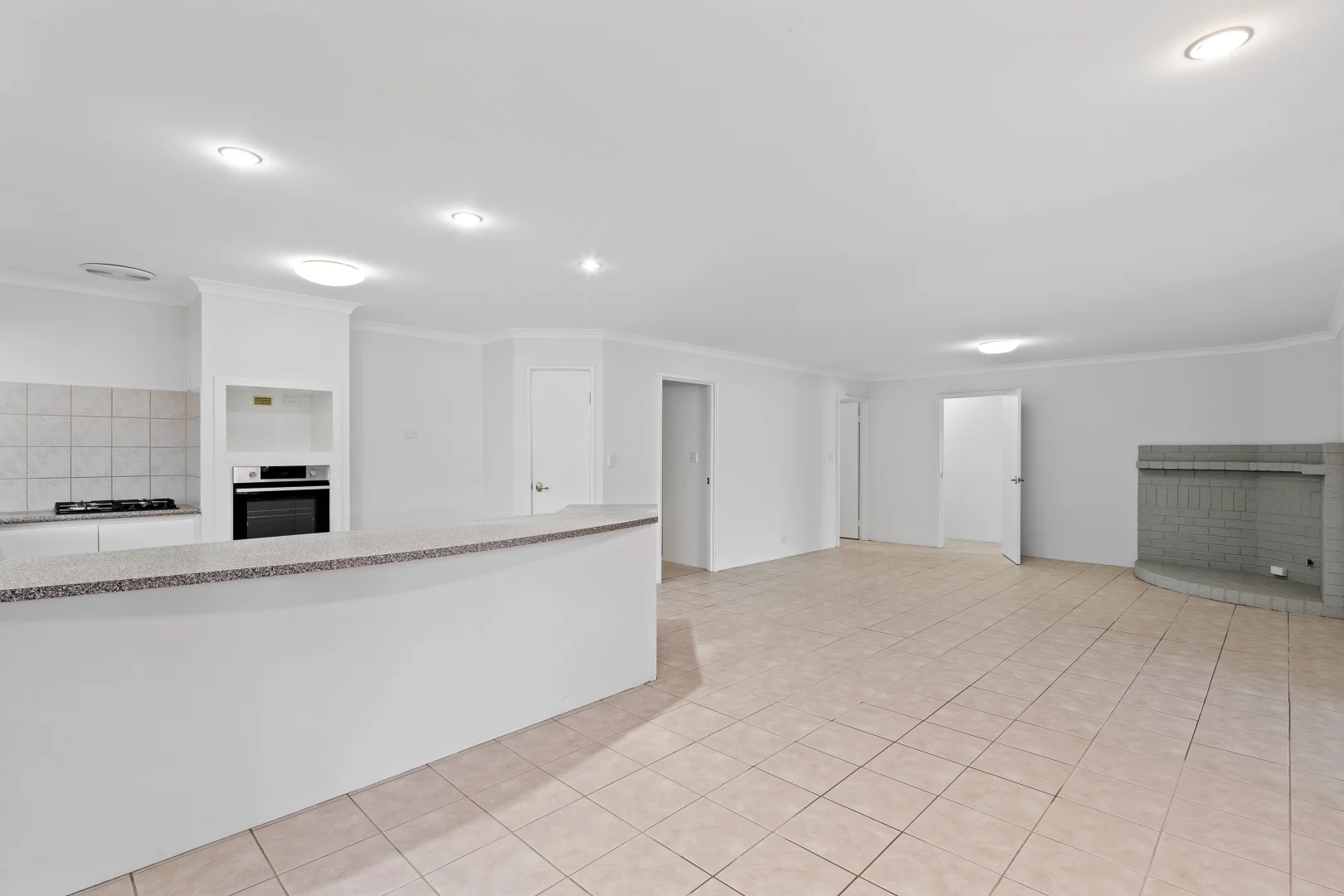 Additional image 15 of 4 Balmoral Parade, Halls Head WA 6210