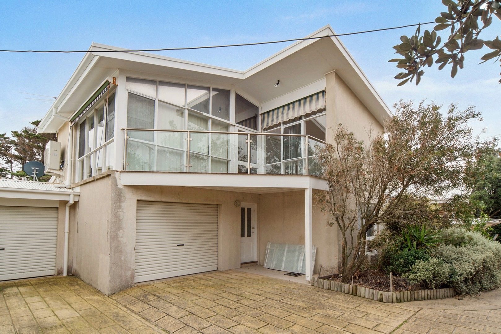 3 bedrooms Townhouse in 2/66A Gould Street FRANKSTON VIC, 3199