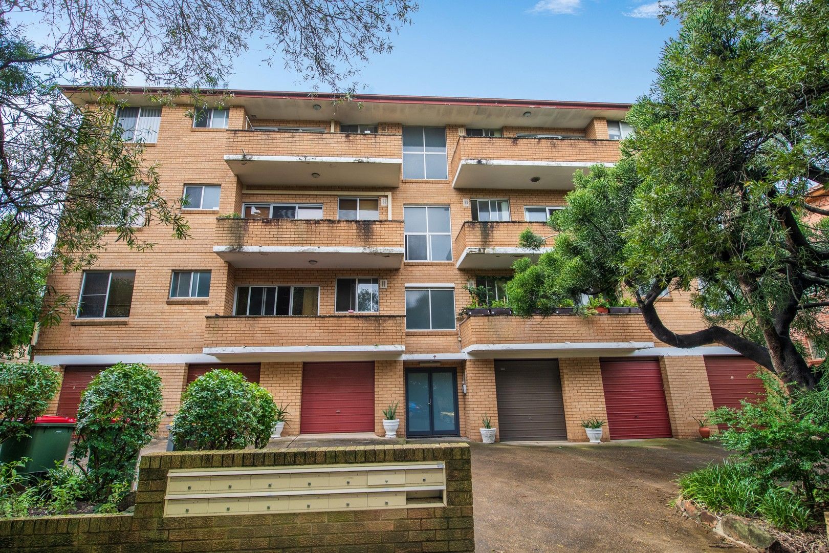 2 bedrooms Apartment / Unit / Flat in 11/4 Hayburn Avenue ROCKDALE NSW, 2216
