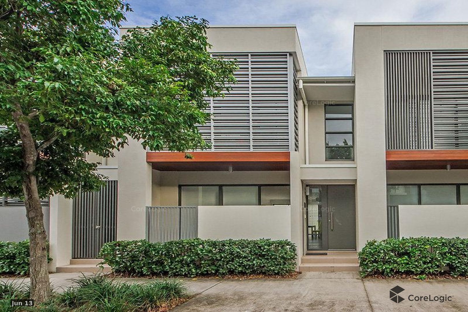 Varsity Lakes QLD 4227 2 beds villa for Sale, 569,000 2016505107