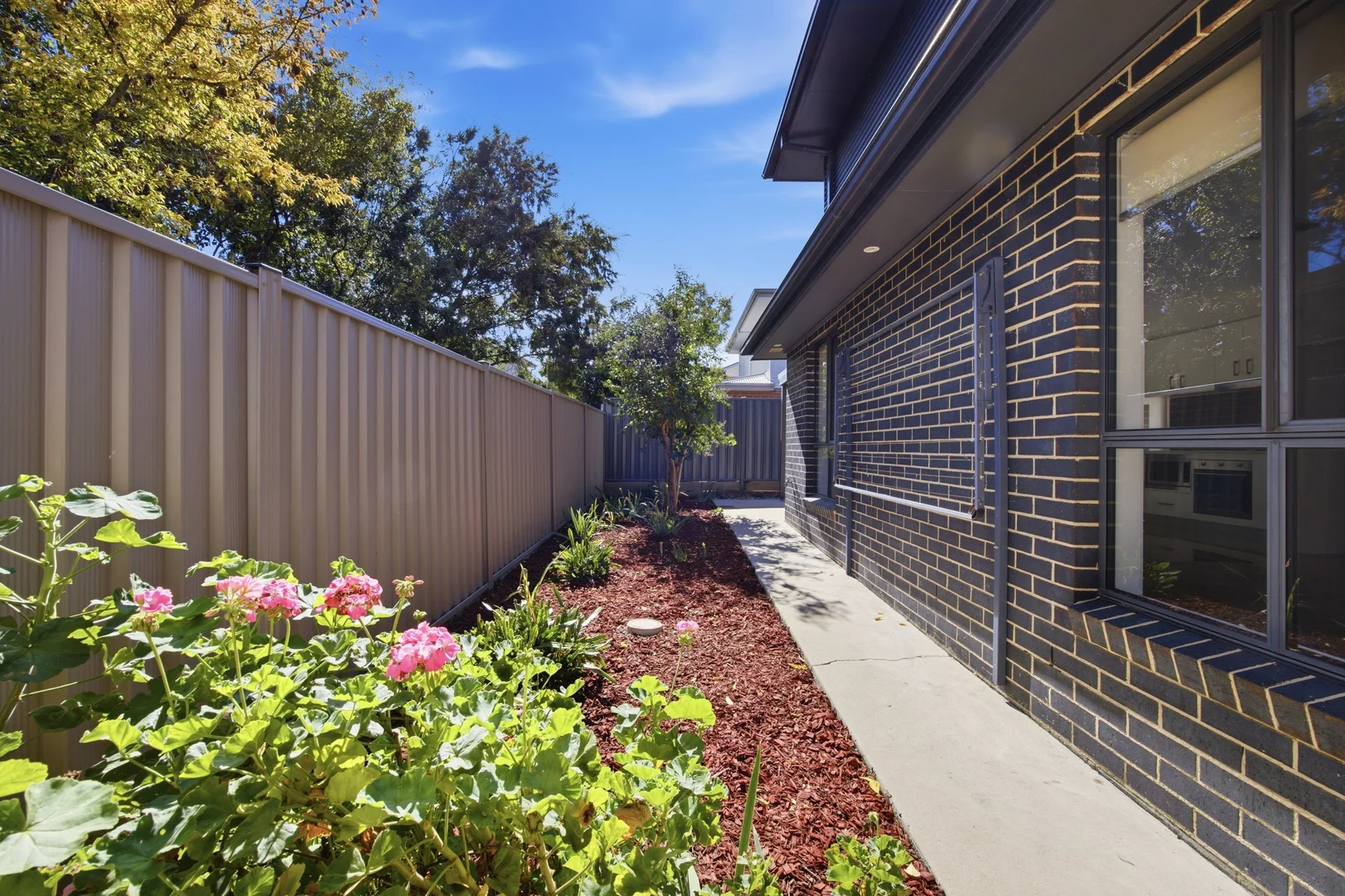 Additional image 20 of Unit 4/9 Bungendore Road, Queanbeyan East NSW 2620