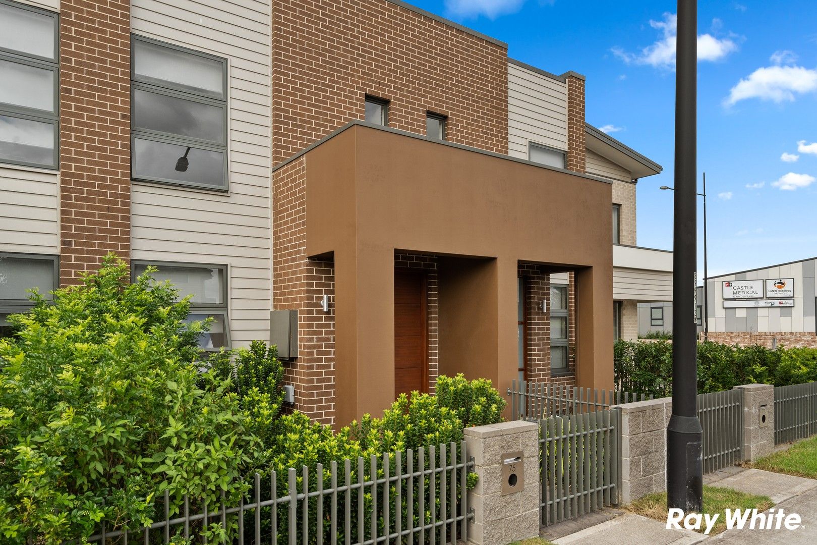 2 bedrooms House in 75 Elara Boulevard MARSDEN PARK NSW, 2765