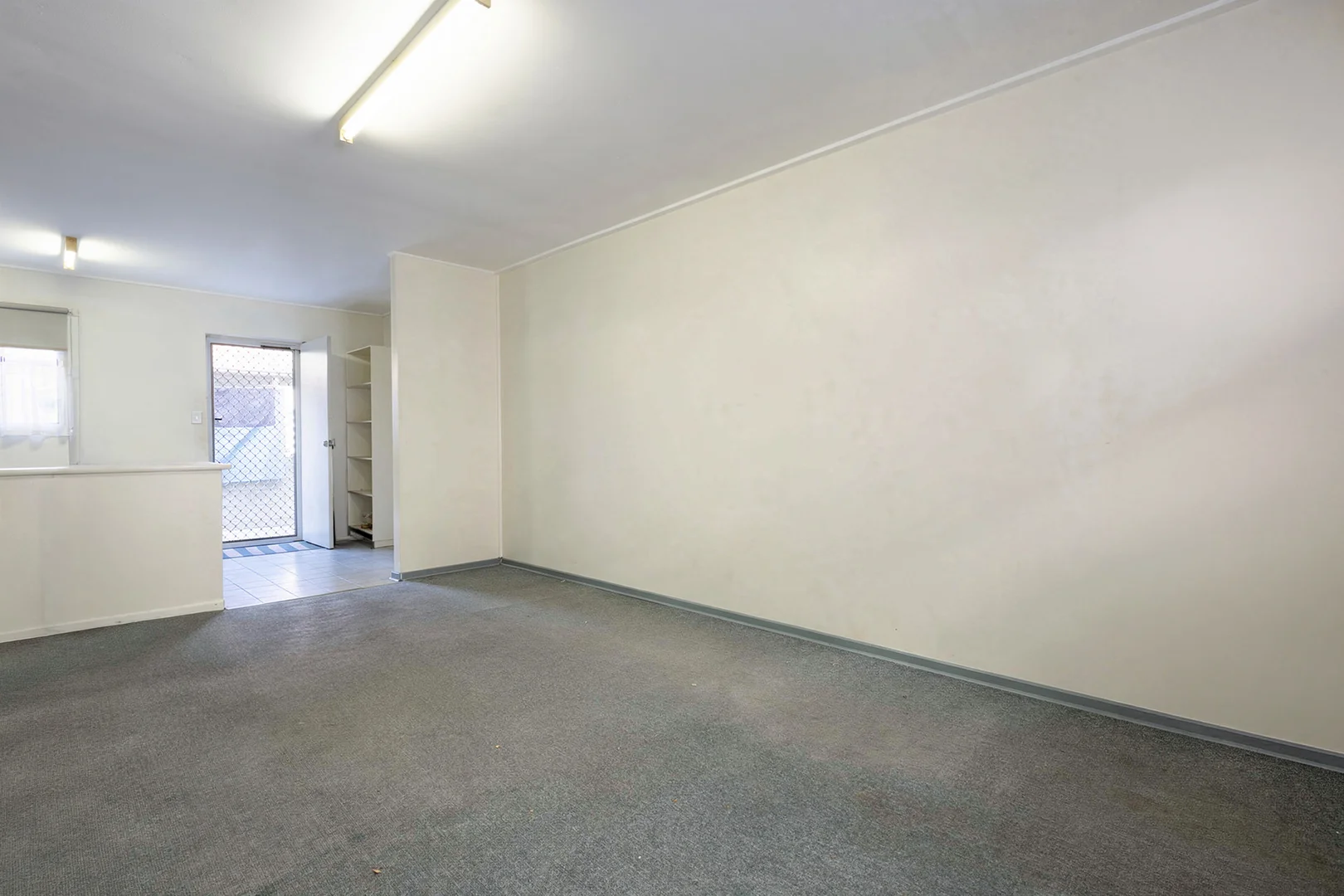 Additional image 3 of 4/81 Frank Street, Labrador QLD 4215