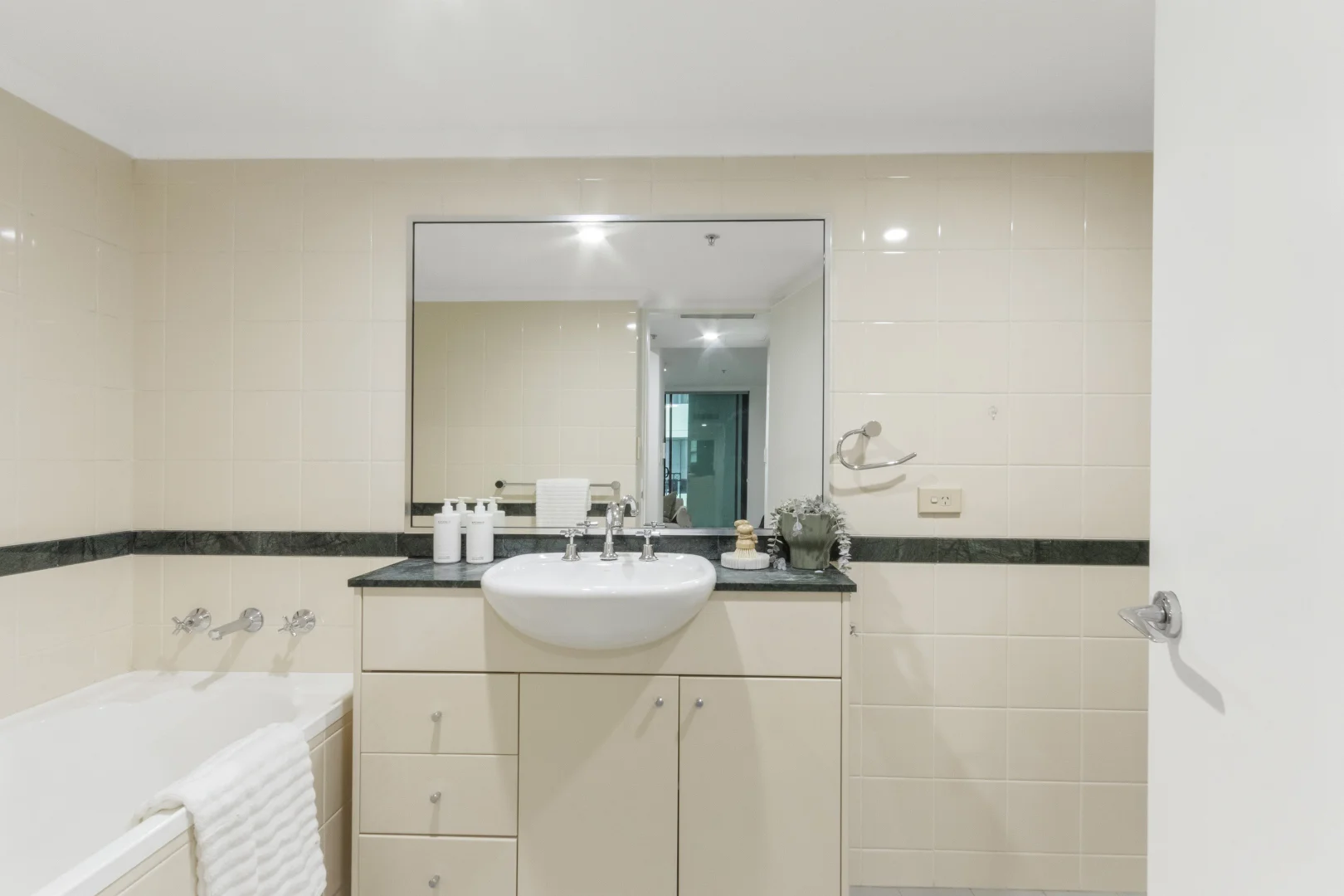 Additional image 14 of 30/237 Miller Street, North Sydney NSW 2060