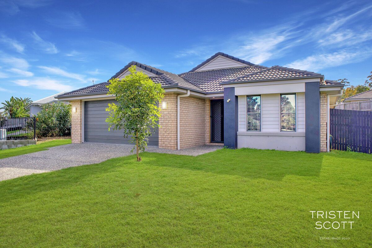 4 bedrooms House in 27 Phoebe Street GLENEAGLE QLD, 4285