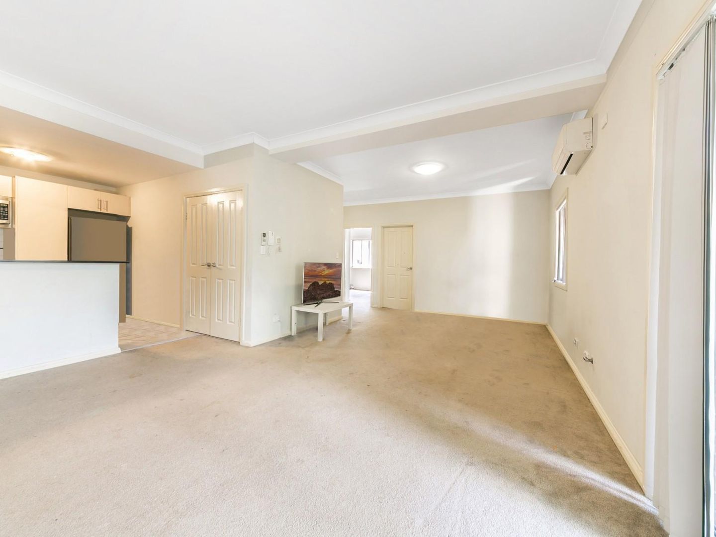 11/8 Refractory Drive, Holroyd NSW 2142, Image 2