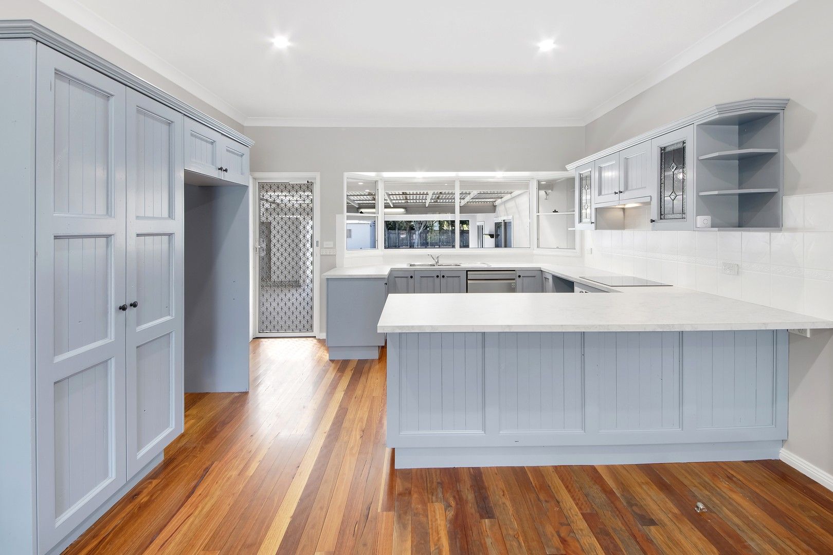 3 bedrooms House in 12 Yeddenba Avenue BLUE BAY NSW, 2261