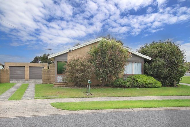 Picture of 15 Wooles Avenue, WARRNAMBOOL VIC 3280