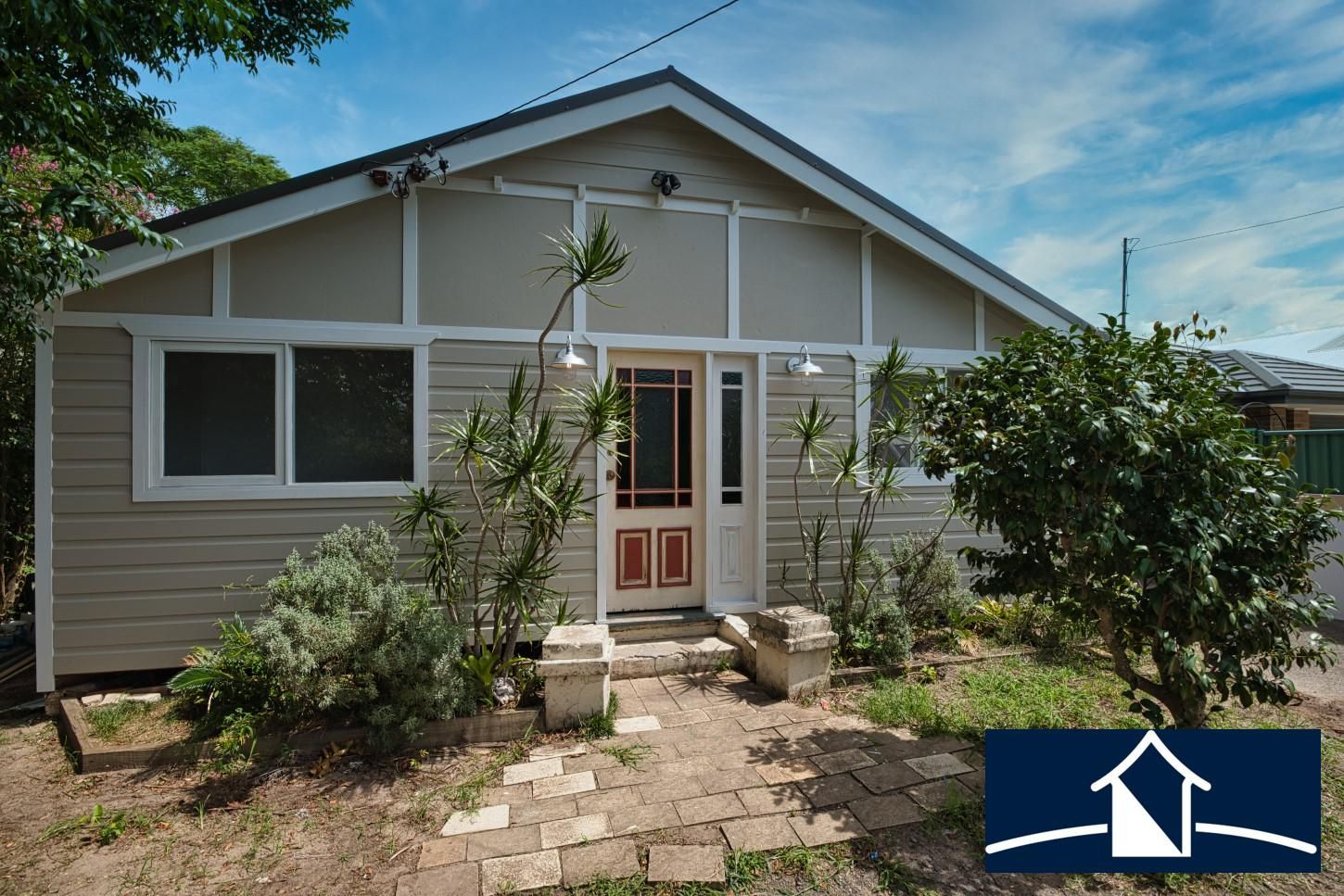 3 bedrooms House in 1/287 Blackwall Road WOY WOY NSW, 2256