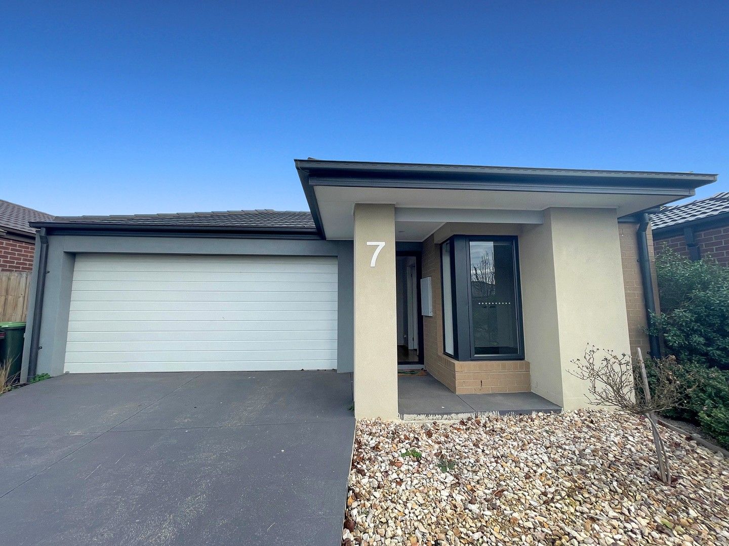 3 bedrooms House in 7 Myna Way ARMSTRONG CREEK VIC, 3217