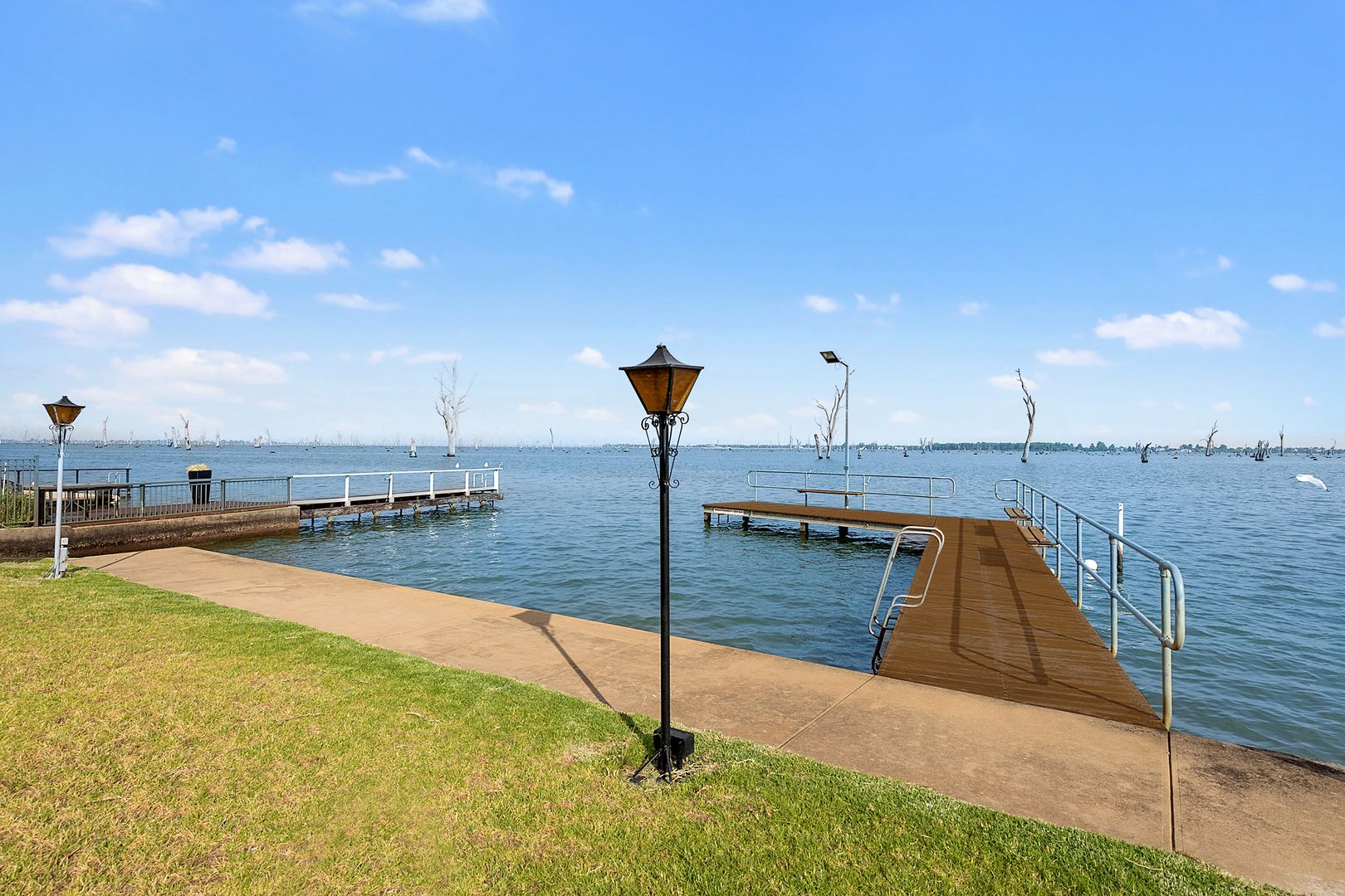 31 Lang Street, Mulwala NSW 2647 House For Rent 1000 Domain